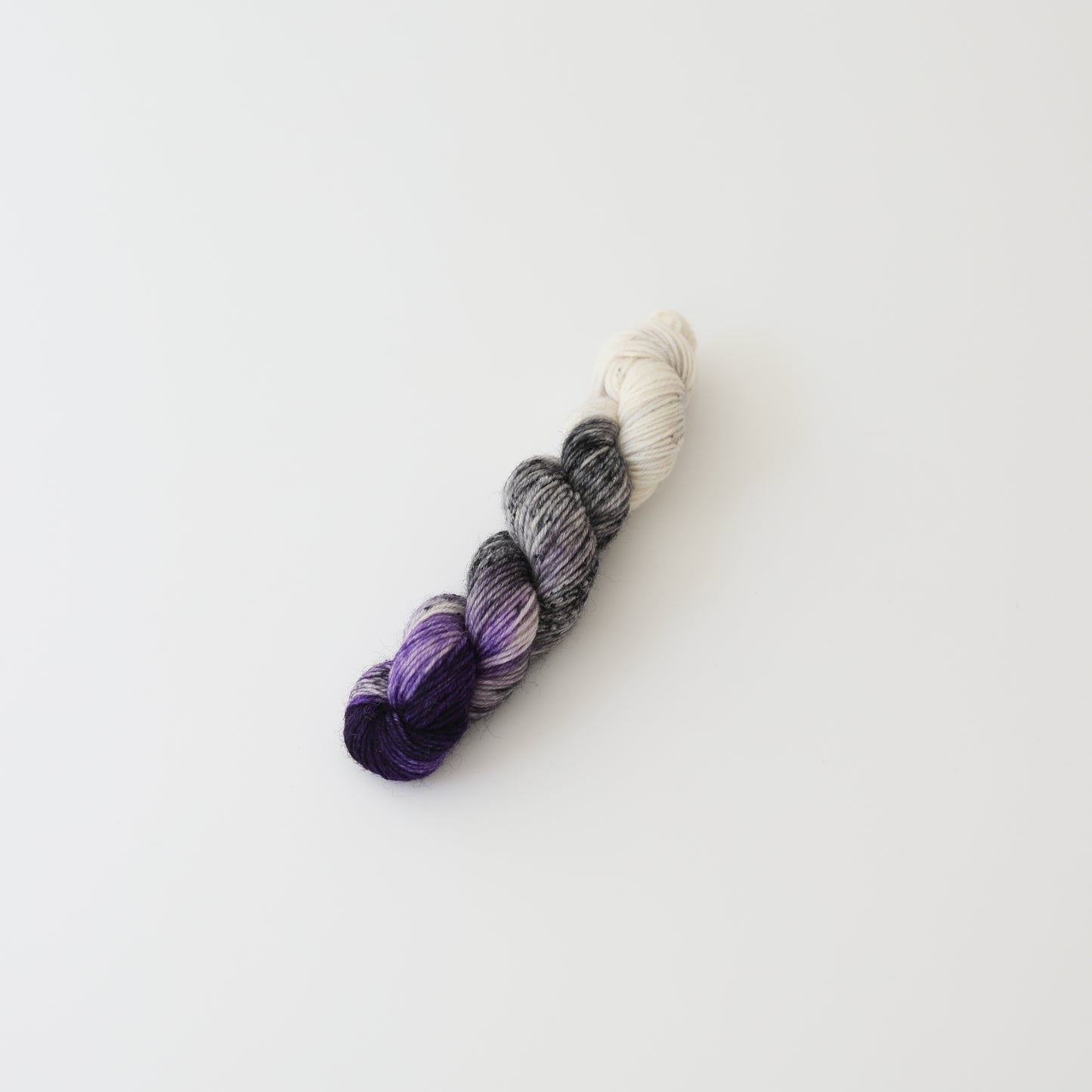 Mini socks Yarn - teint à la main