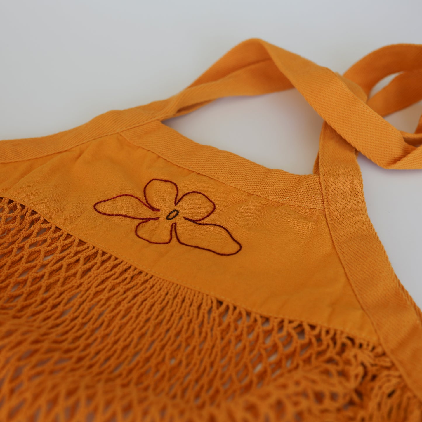 Sac filet - La fleur rouge