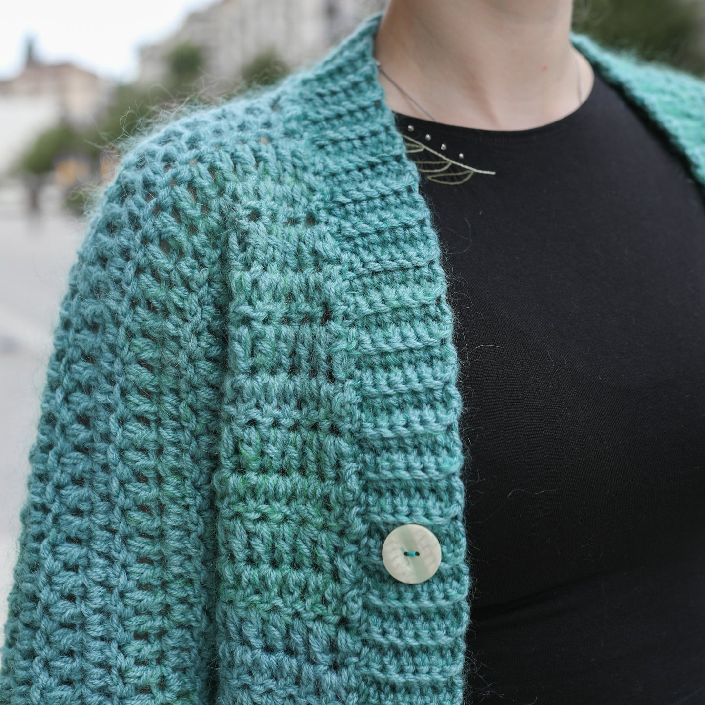Patron au crochet - le cardigan Chunky