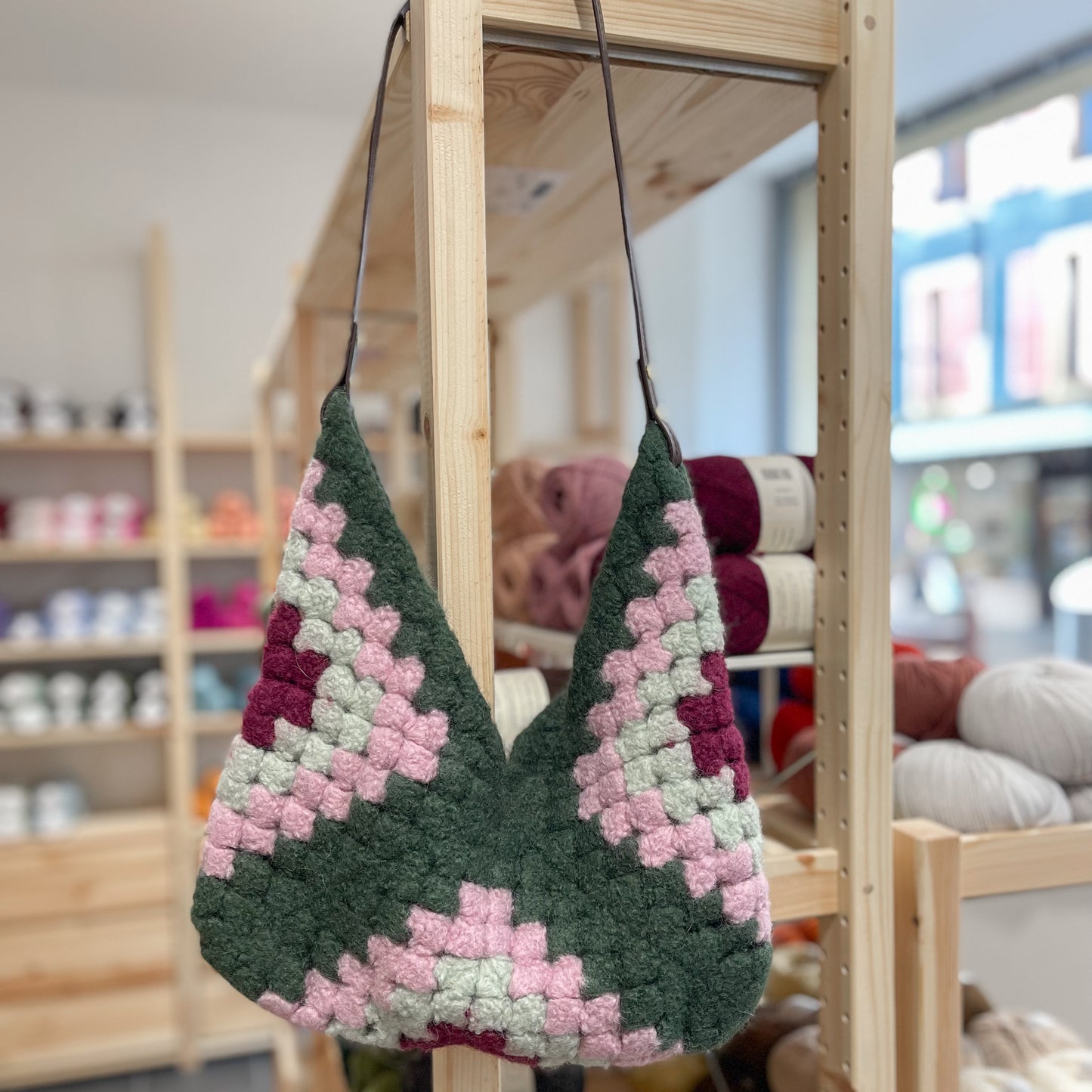 Patron au crochet - le sac feutré