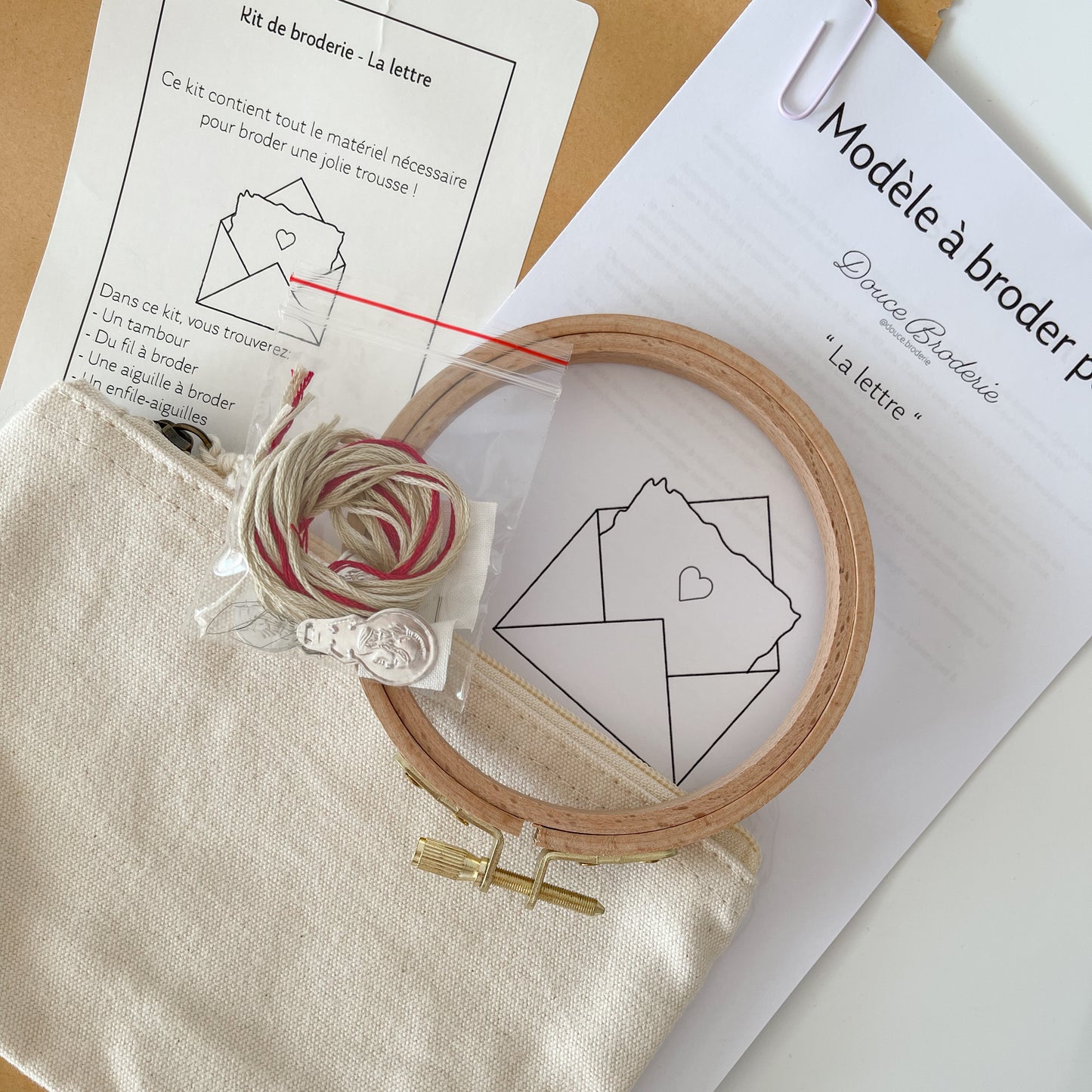 Kit de broderie - La lettre