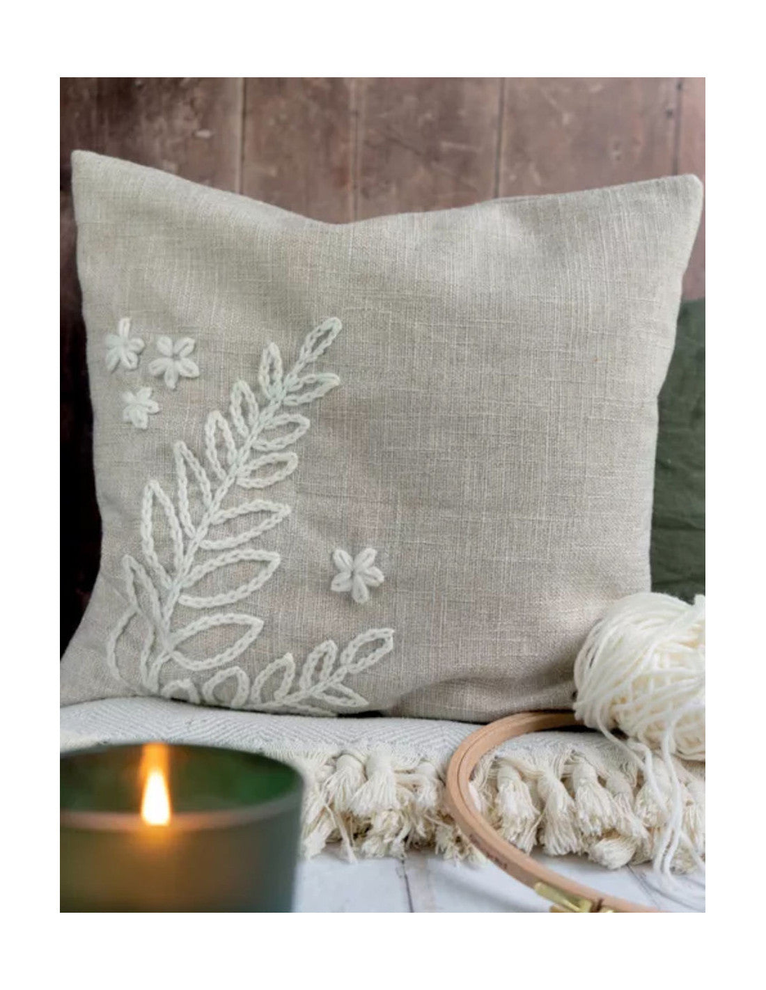 Broderie de Noël – 12 projets & 12 points à réaliser en famille