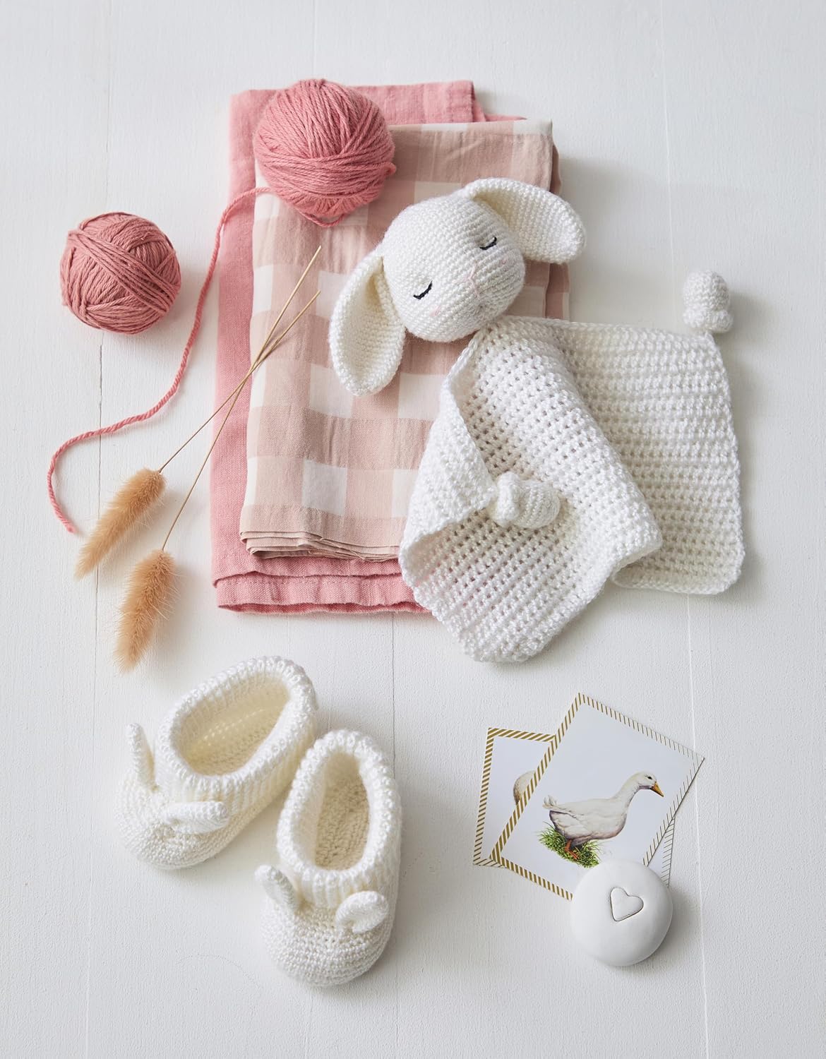 Chaussons & doudous pour bébé au crochet: 15 duos à crocheter
