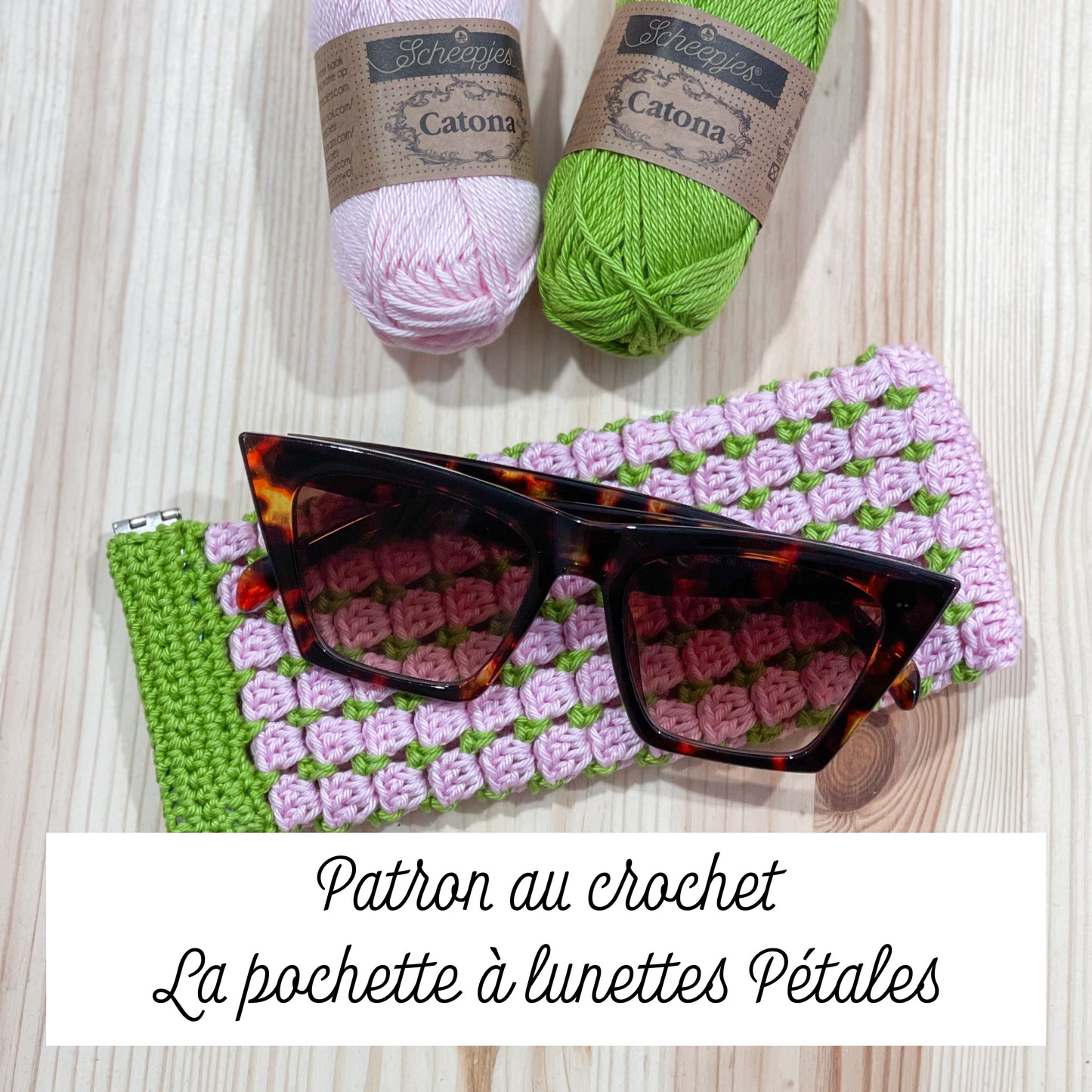Patron au crochet - la pochette à lunettes Pétales