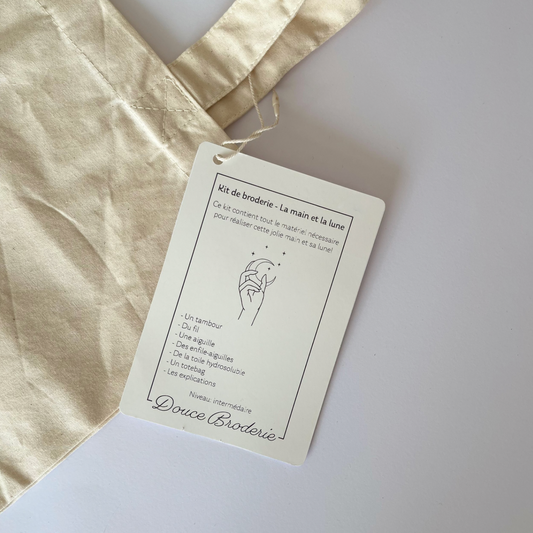 Kit de broderie - La main et la lune