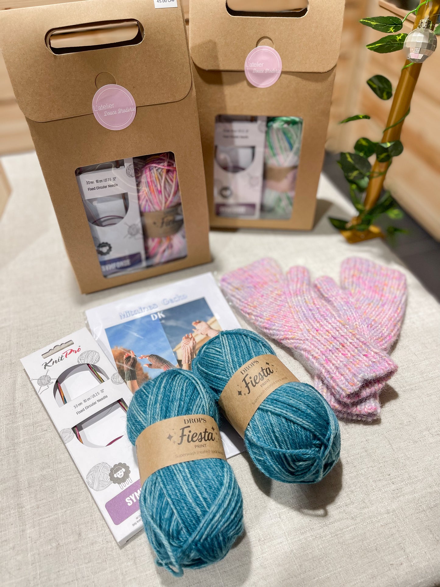 Kit de Tricot - Les mitaines Gecko (DK/1 fil)