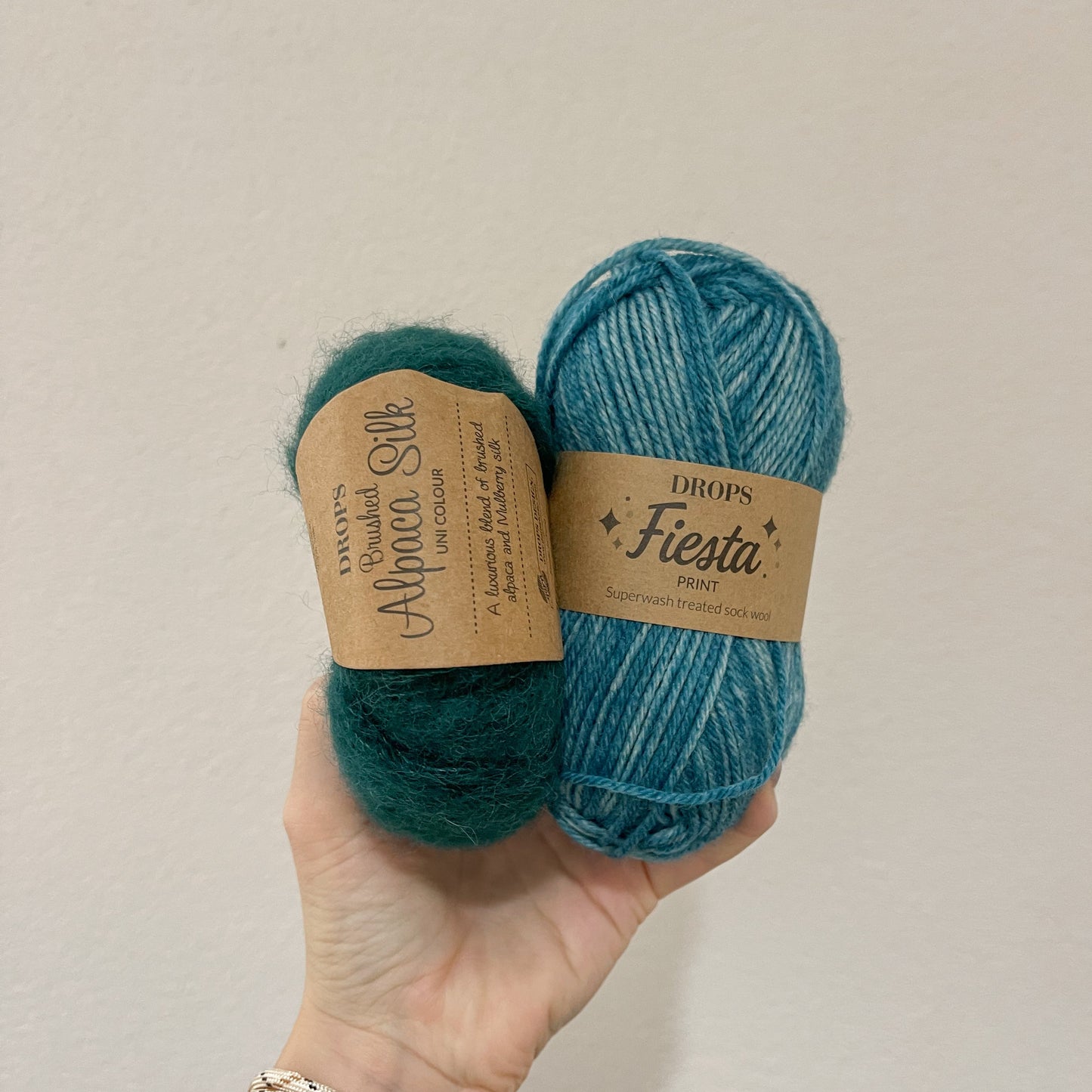 Kit de Tricot - Les mitaines Gecko (Aran/2 fil)