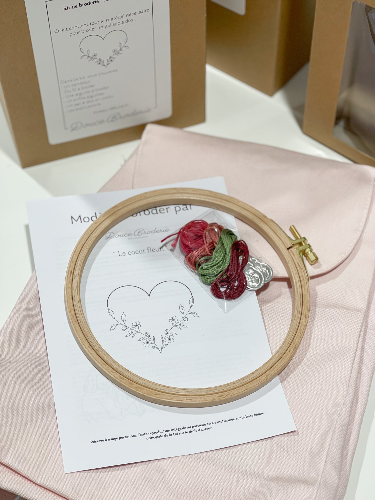 Kit de broderie - Le coeur fleuri