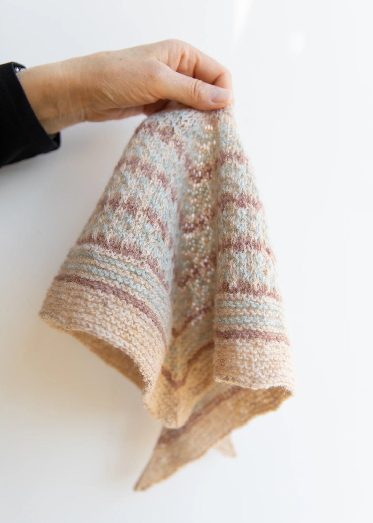 Patron de tricot Biches et Bûches - Isla Shawl